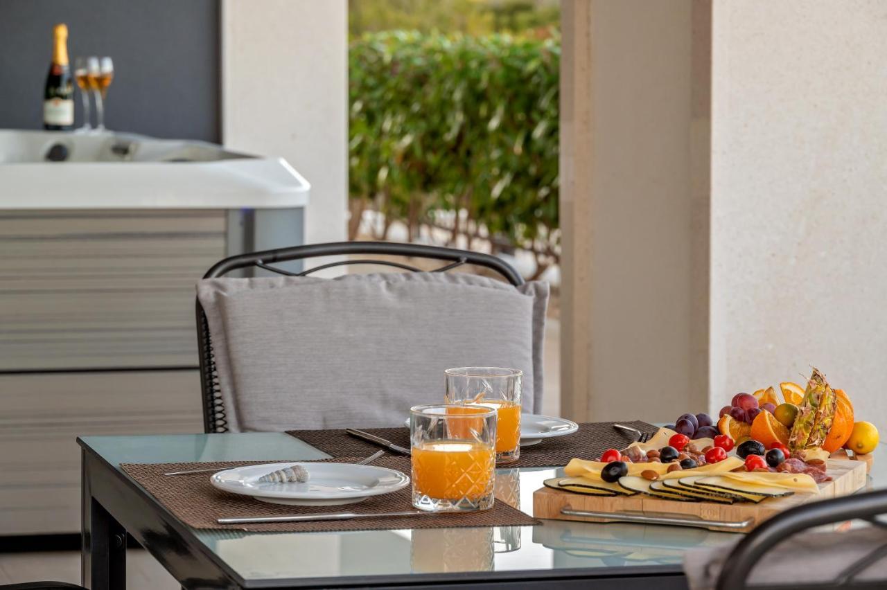 Luxury Authentic Experience At Marta Lumbarda