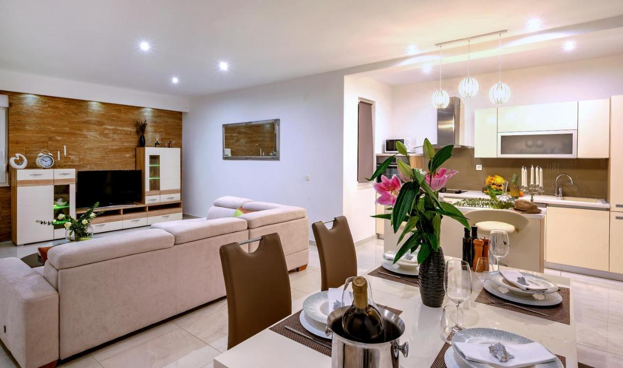Luxury Authentic Experience At Marta Vila *