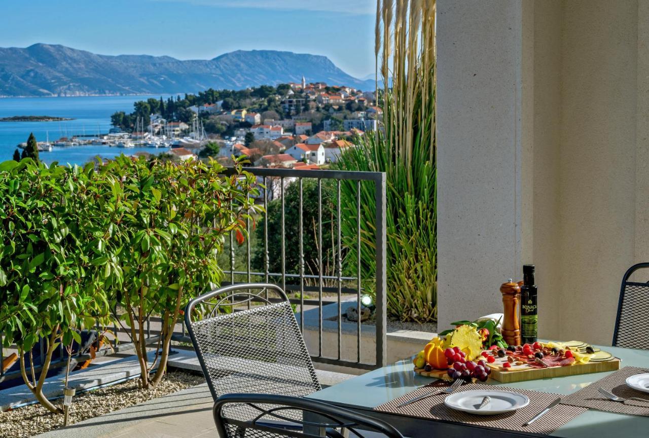 Luxury Authentic Experience At Marta * Lumbarda